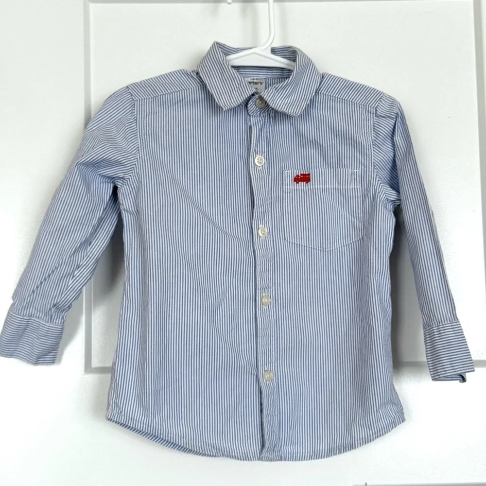 👔 Carter’s Toddler Button-Down Shirt — Size 2T